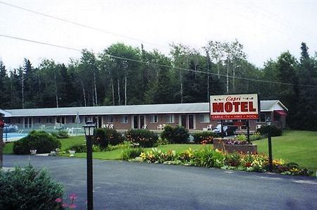 Capri Motel Mackinaw City Zewnętrze zdjęcie