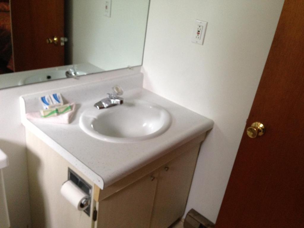 Capri Motel Mackinaw City Pokój zdjęcie